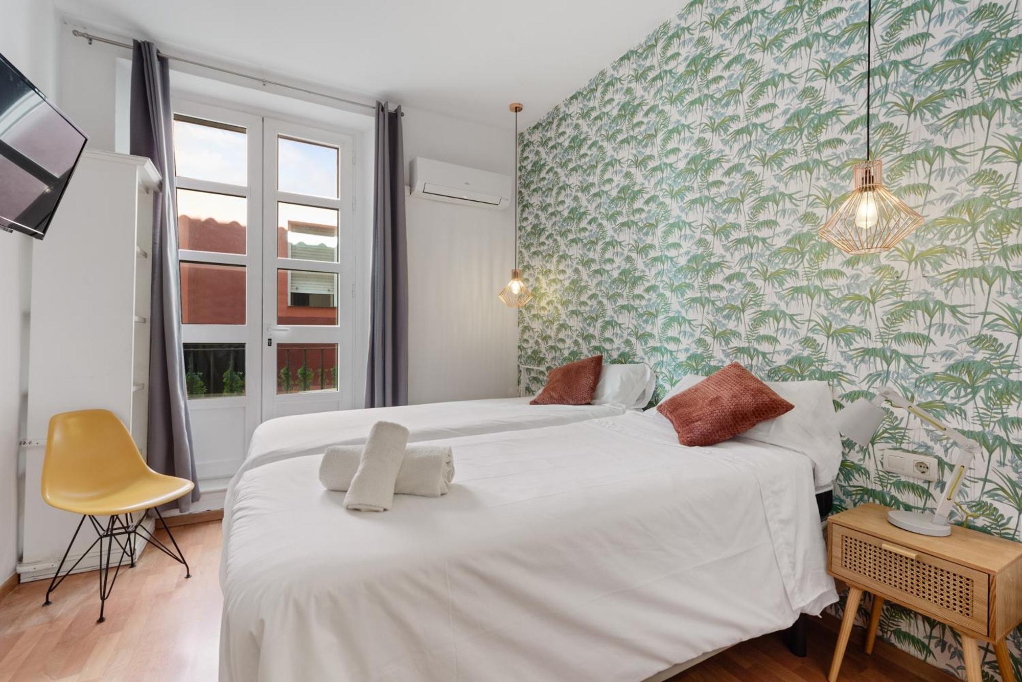 Urbanchicmalaga 2Bedroom Oasis In Historic Malaga Centre מראה חיצוני תמונה